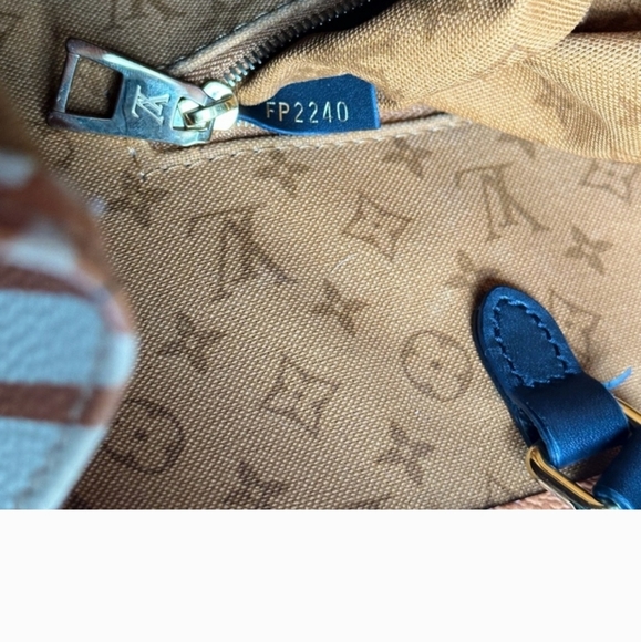 Gone**Louis Vuitton Onthego GM Crafty - Picture 5 of 12